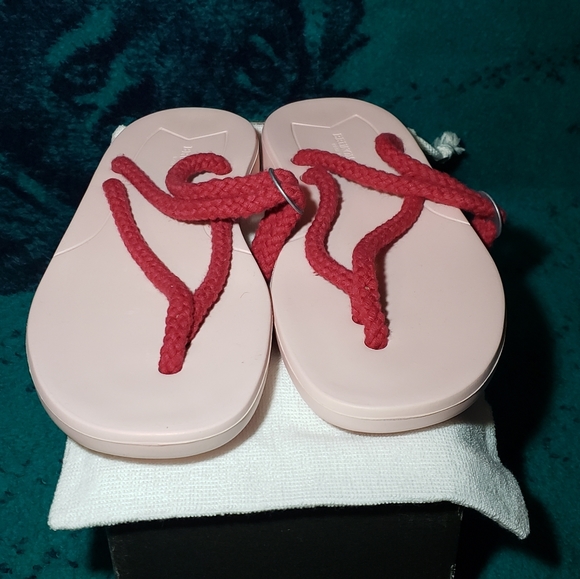 Bruno Magli Rope Flip Flops Size 11 - Picture 2 of 7